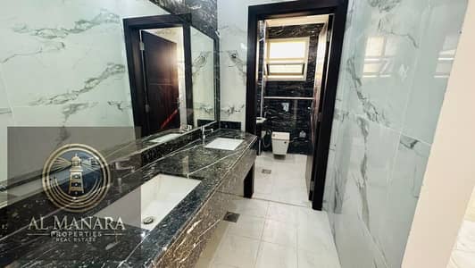 A luxurious villa with 5 spacious bedrooms, perfect for large families A large living room offering an ideal space for comfort and family gatherings