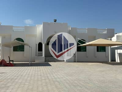 Spacious Renovated | 3BHK Villa in Towaya | Big Yard + Drivers Room