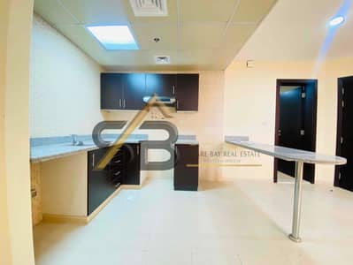 Near to souq extra/3bhk apartment/Family building/All Amenities