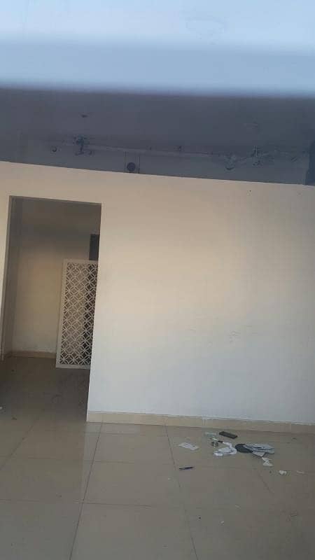 محل تجاري في طراز إنجلترا المدينة العالمية 335000 درهم - 3958992 محل تجاري في طراز إنجلترا المدينة العالمية 335000 درهم - 3958992