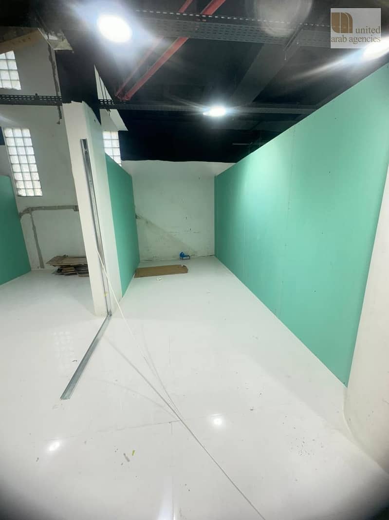 Electronics Shops for Rent — Baniyas Center, Al Rigga