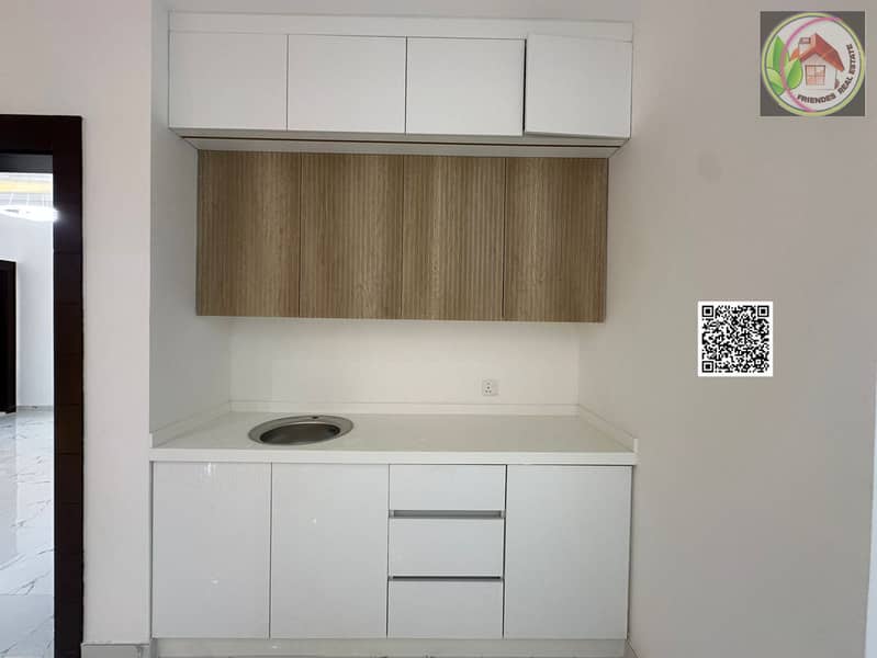 18 fe8c5f44-9c60-4596-95a3-56db61339196. jpg