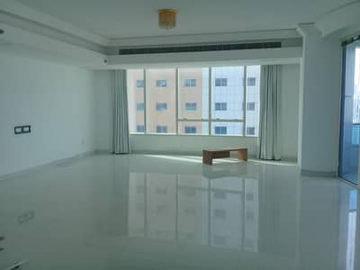 شقة في المجاز 3 المجاز 3 غرف 1900000 درهم - 4095686 شقة في المجاز 3 المجاز 3 غرف 1900000 درهم - 4095686