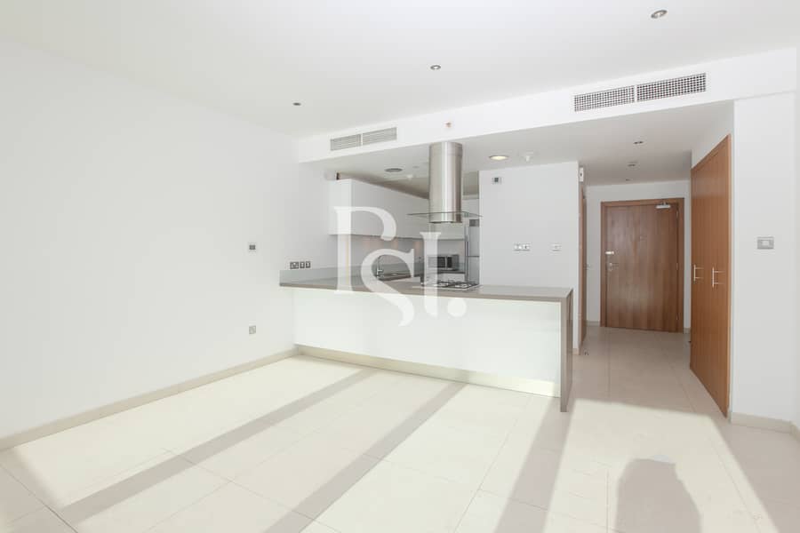 4 al-nassem-al-rqaha-beach-abudhabi-living-area (2). jpg