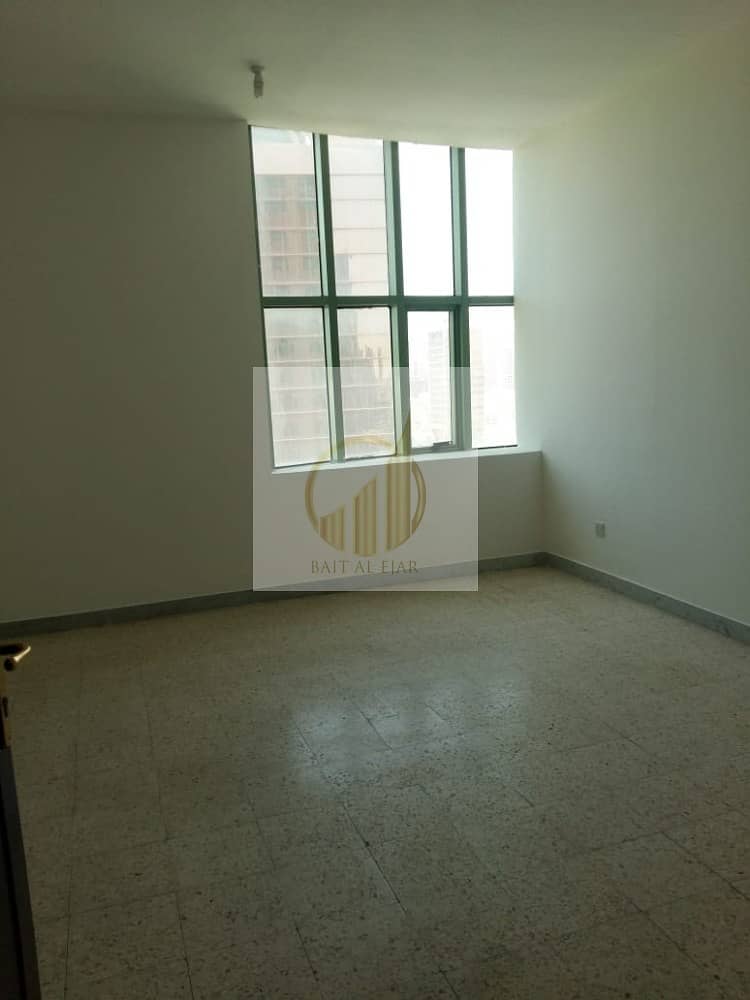 HOT OFFERS! !t 3 BHK in Al Falah St with Amazing price 60.000 k!!!!