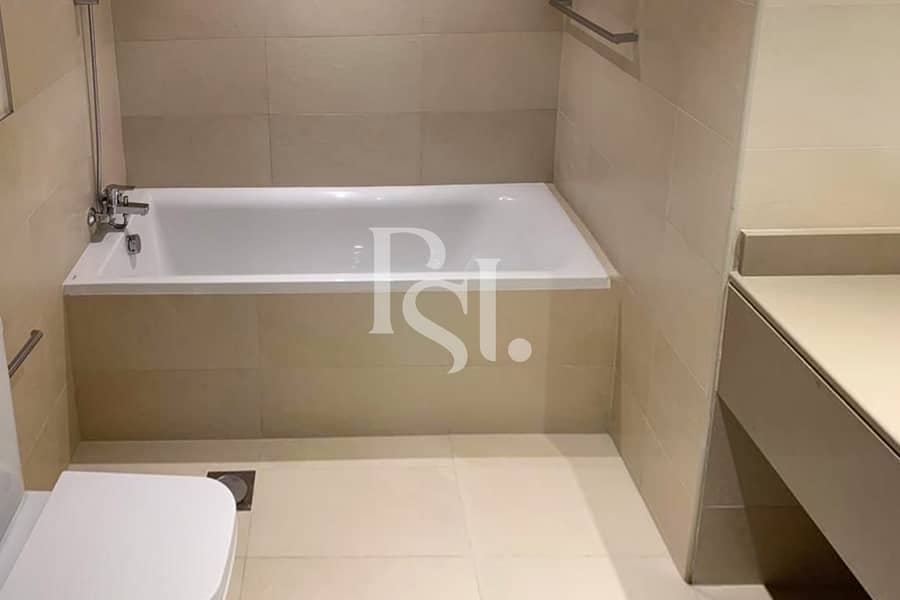 11 3BRM-Plus-Maid-Waters-Edge-Yas-Island-BUA-1515-SQFT-Abu-Dhabi-UAE (18). jpg