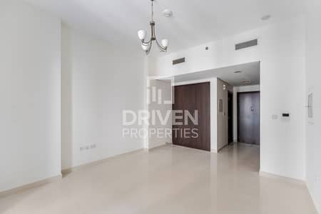 Studio for Rent in Al Jaddaf, Dubai - Well Maintained | Bright Unit | Ready to Move in