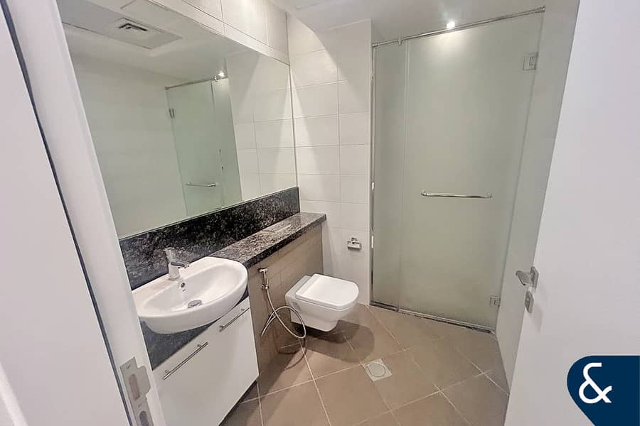 Fully Renovated | Unfurnished | 1,140 Sq Ft - Image 11