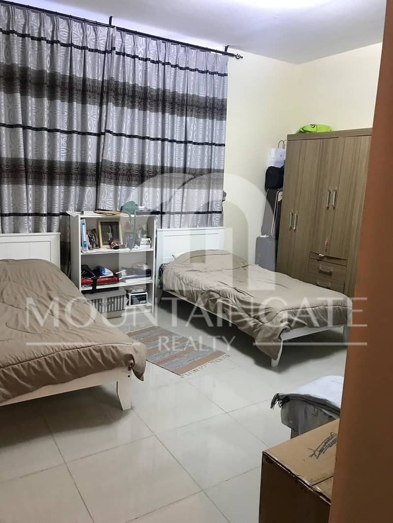 Hot Deal 2 BHK 720 k beside Sahara Mall. Hot Deal 2 BHK 720 k beside Sahara Mall.