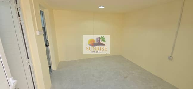 Studio for Rent in Al Khalidiyah, Abu Dhabi - 1000301503. jpg