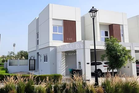 Large Plot | Corner | Close to Pool and Park