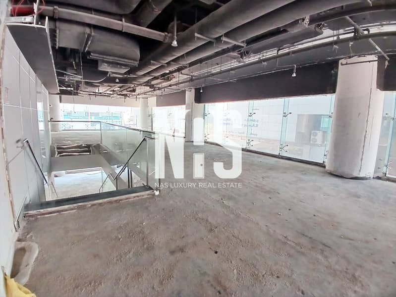 Prime Showroom Space for Hypermarkets, Banks, and Big Companies | 15,000 sq. ft. Prime Showroom Space for Hypermarkets, Banks, and Big Companies | 15,000 sq. ft.