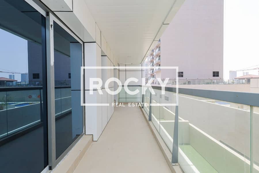 15 JVC - Sky Views Residence (4 of 16). jpg
