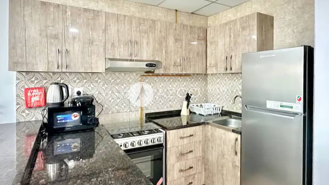 7 AZCO REAL ESTATE-12. jpg