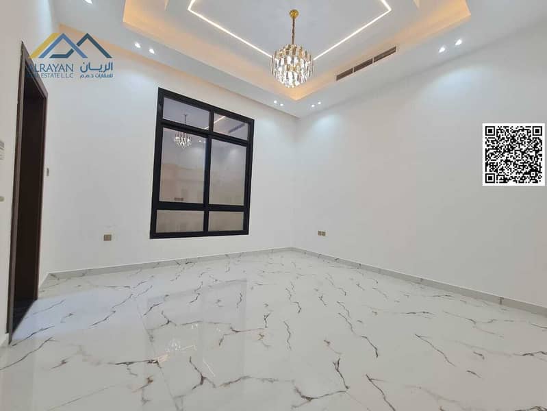 28 cfb9a5dd-6aed-43ec-9438-8c0dd241f96e. jpg