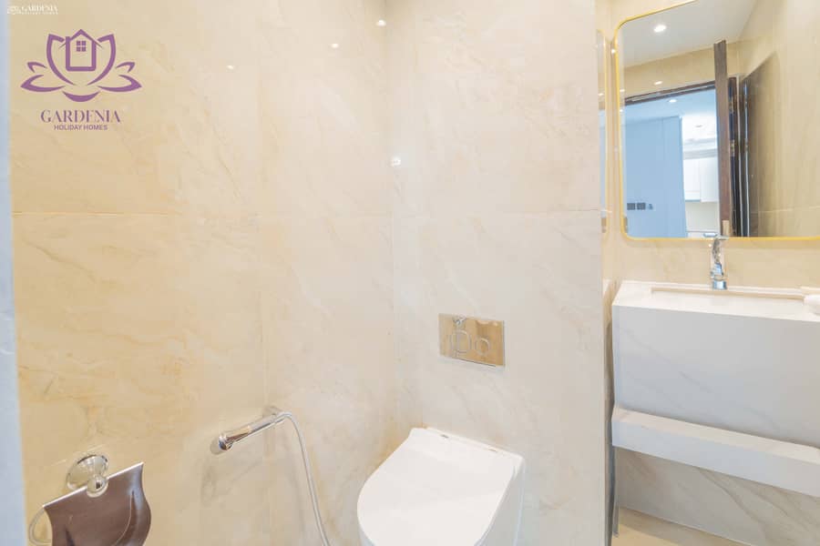 22 Bath 2 1. jpg