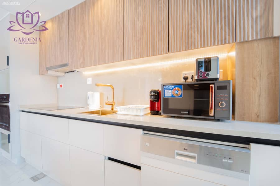 18 Kitchen 2. jpg