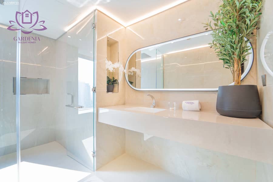 9 Bath 1 2. jpg