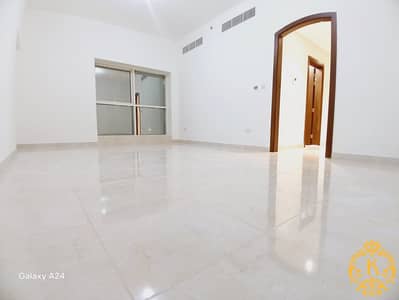 Excellent 2bhk apartment 70k 4payment central ac with wadrobes 03 bathroom+ basement parking