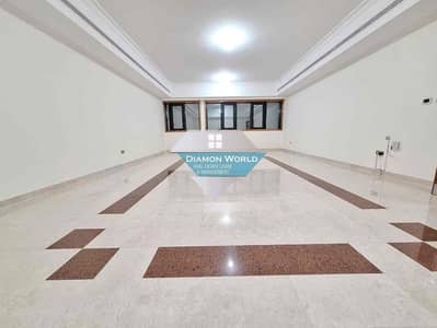 Huge and beautiful 4bhk Aprt with maidroom available for rent at airport road