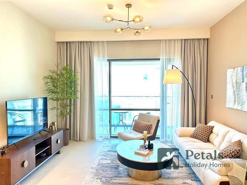 Waterfront Living Redefined | Experience Luxurious Stay at Vida Residence - Image 6