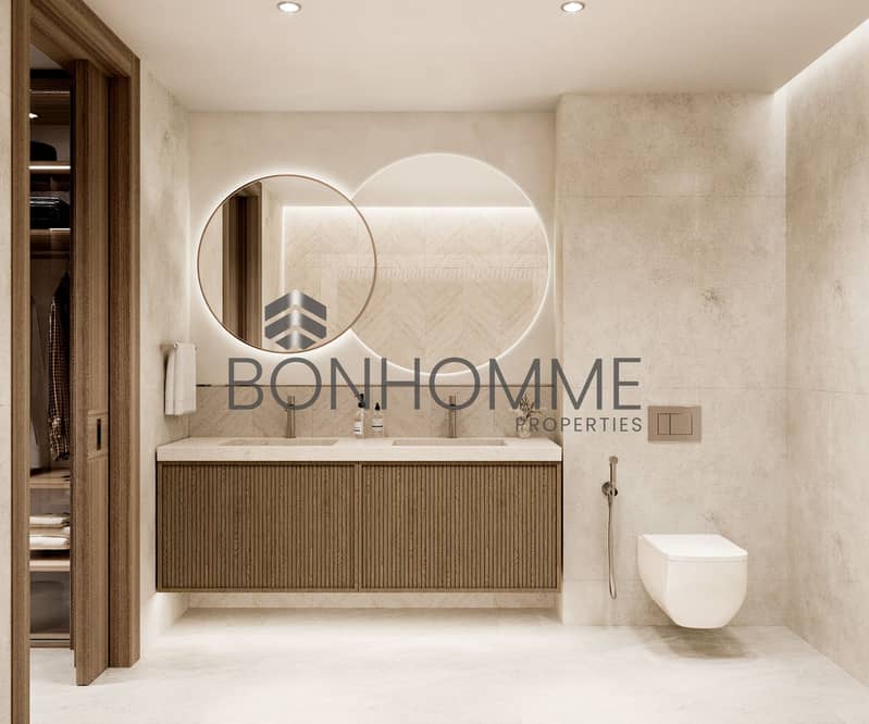 13 3+1 Master Bathroom (2). jpg