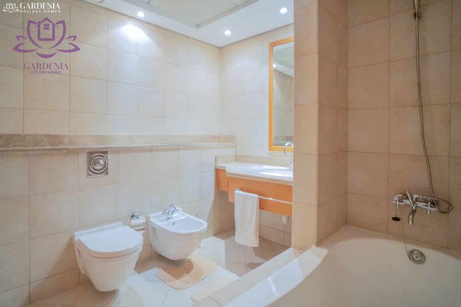 14 Bath 3 2. jpg