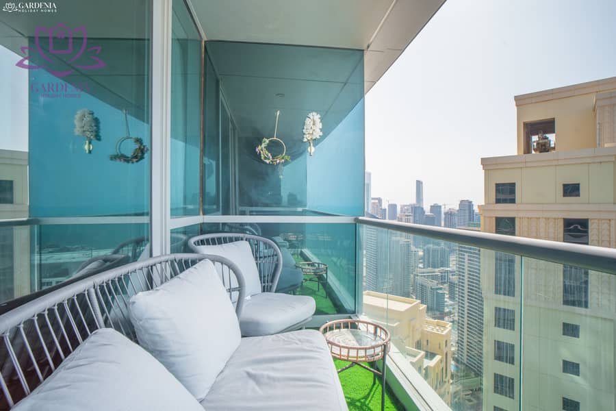 28 Balcony 2. jpg