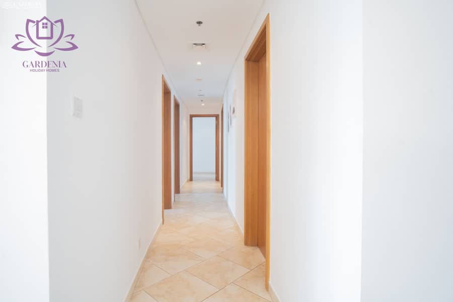 11 Hallway 2. jpg