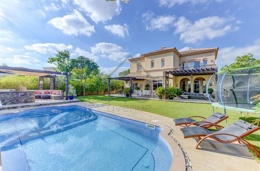 Unique and Upgraded | Golf Course | La Avenida Unique and Upgraded | Golf Course | La Avenida