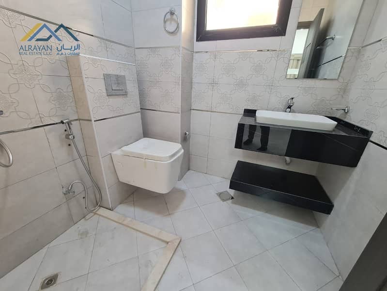 35 dd096ead-7088-4cc9-9561-f1119322dbd5. jpg