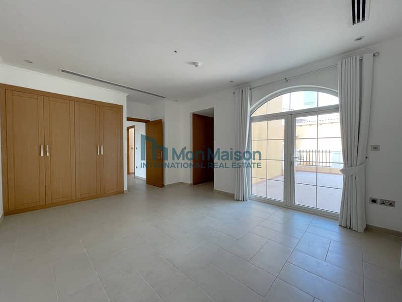 Вилла в Джумейра Парк，Легаси, 5 спален, 575000 AED - 10143463