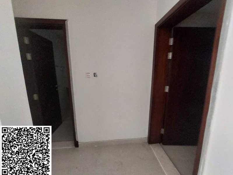 9 e640f855-ac26-47c7-8d4c-e9319c507533. jpg