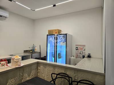 محل تجاري  للايجار في منطقة الكورنيش، أبوظبي - IMG-20250106-WA0038. jpg