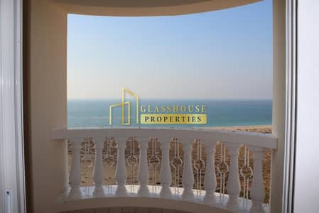 Mesmerizing Sea View Studio Apt - BEST PRICE