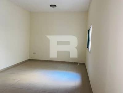 Studio for Rent in Bur Dubai, Dubai - Large and Bright Studio | Open kitchen |