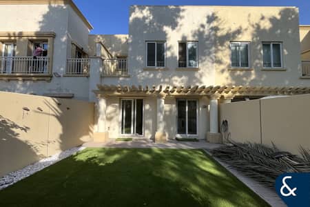 2 Bedroom Villa for Sale in The Springs, Dubai - Fully Upgraded | Vacant Now | Opposite Pool