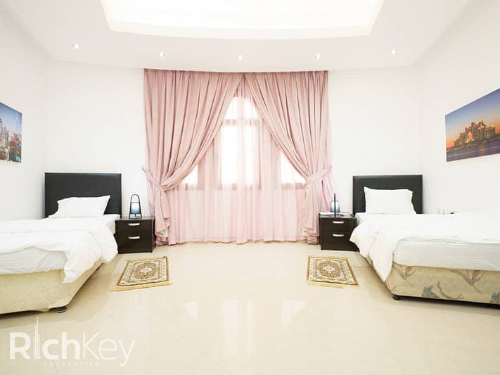 9 Emirates Hills-Villa 050_167. jpg