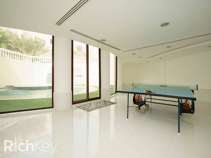 18 Emirates Hills-Villa 050_82. jpg