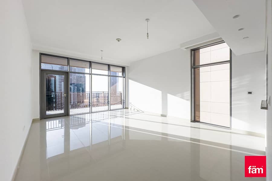 Well Maintained | Spacious | High Floor Well Maintained | Spacious | High Floor