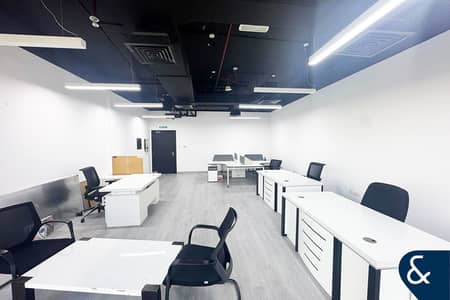 Office for Rent in Business Bay, Dubai - Fully Fitted | Open Office | Great Views