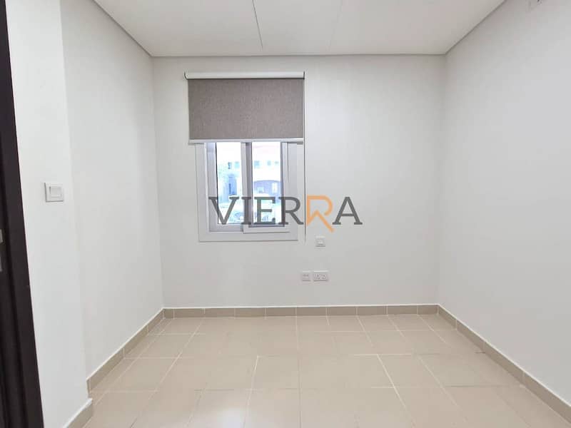8 6f0ebbda-9a47-46a3-8315-ea9a6d8525ad. jpg