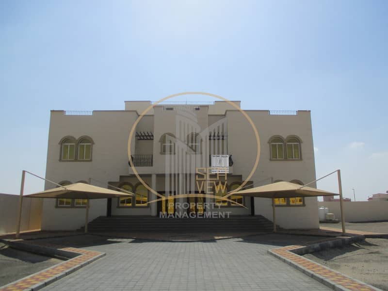 For rent a new commercial villa in the city of Chekhbout very special location