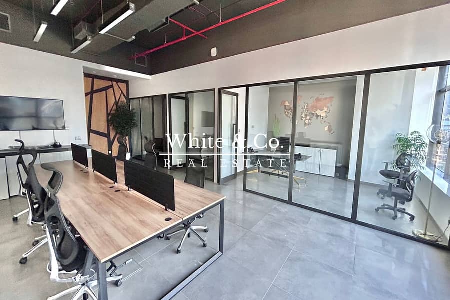 PREMIUM OFFICE | FURNISHED | NEAR METRO