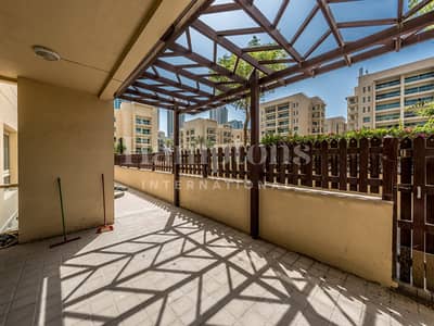 With Courtyard | Ready To Move In | 2 Bed