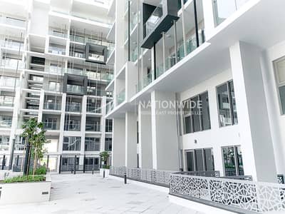 Vacant |Stylish 2BR| Top Facilities| Best Living