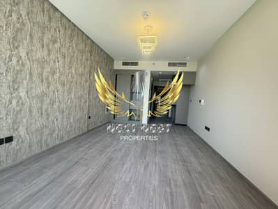 Ultra Luxury Studio Apartment | Vacant & Upgraded