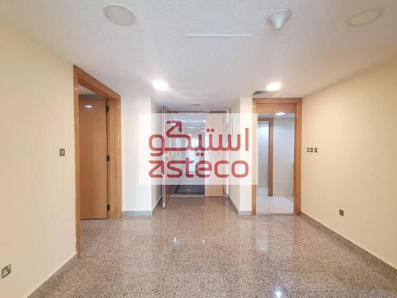 4 Baniyas Tower 4BR  (10). jpg