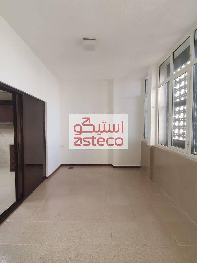 6 Baniyas Tower 4BR  (12). jpg