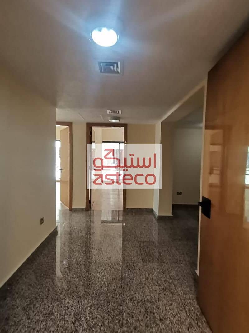 14 Baniyas Tower 4BR  (13). jpg